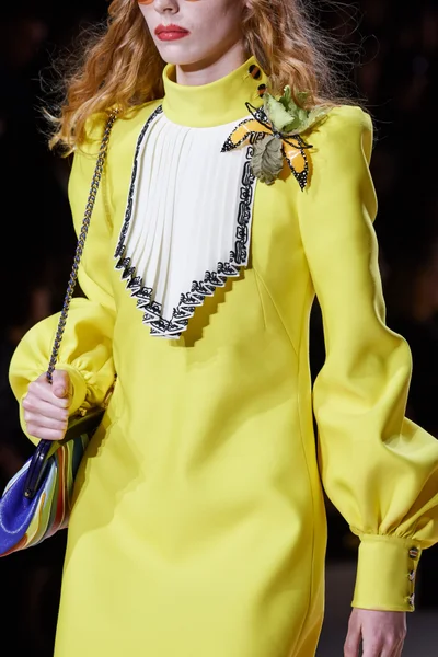 Look 72